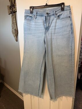 a.n.a Light Wash Wide Leg Crop Jeans with Raw Hem